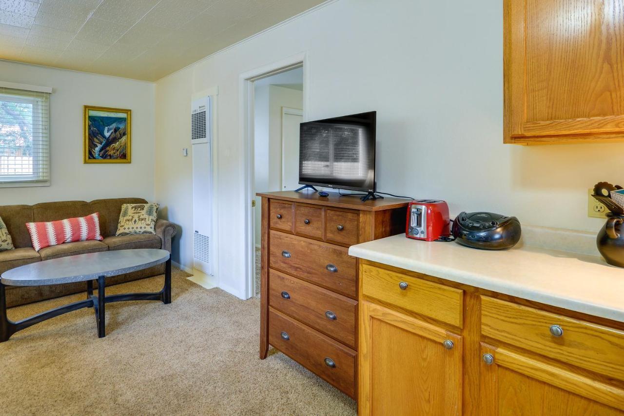 Casa vacanze Quaint With Grill Walk To Downtown!